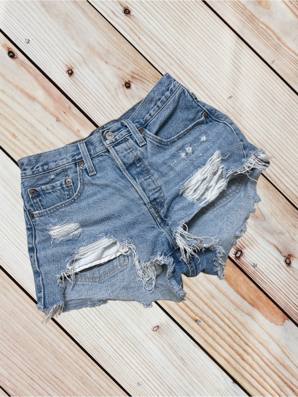 Levis 501 size 26 denim shorts